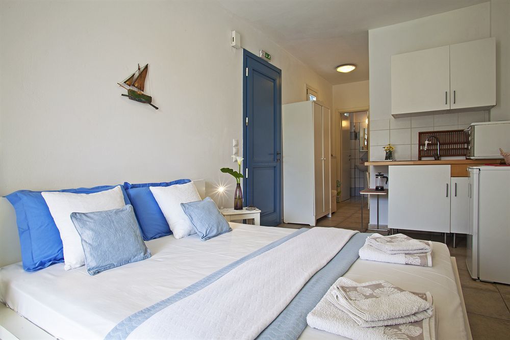 Anemomiloi Andros Hotel Екстериор снимка