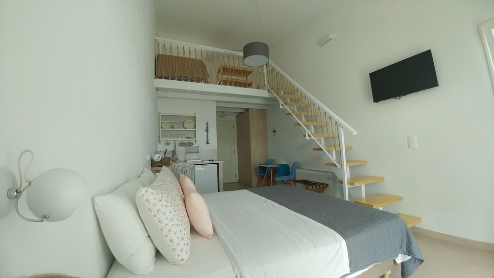 Anemomiloi Andros Hotel Екстериор снимка